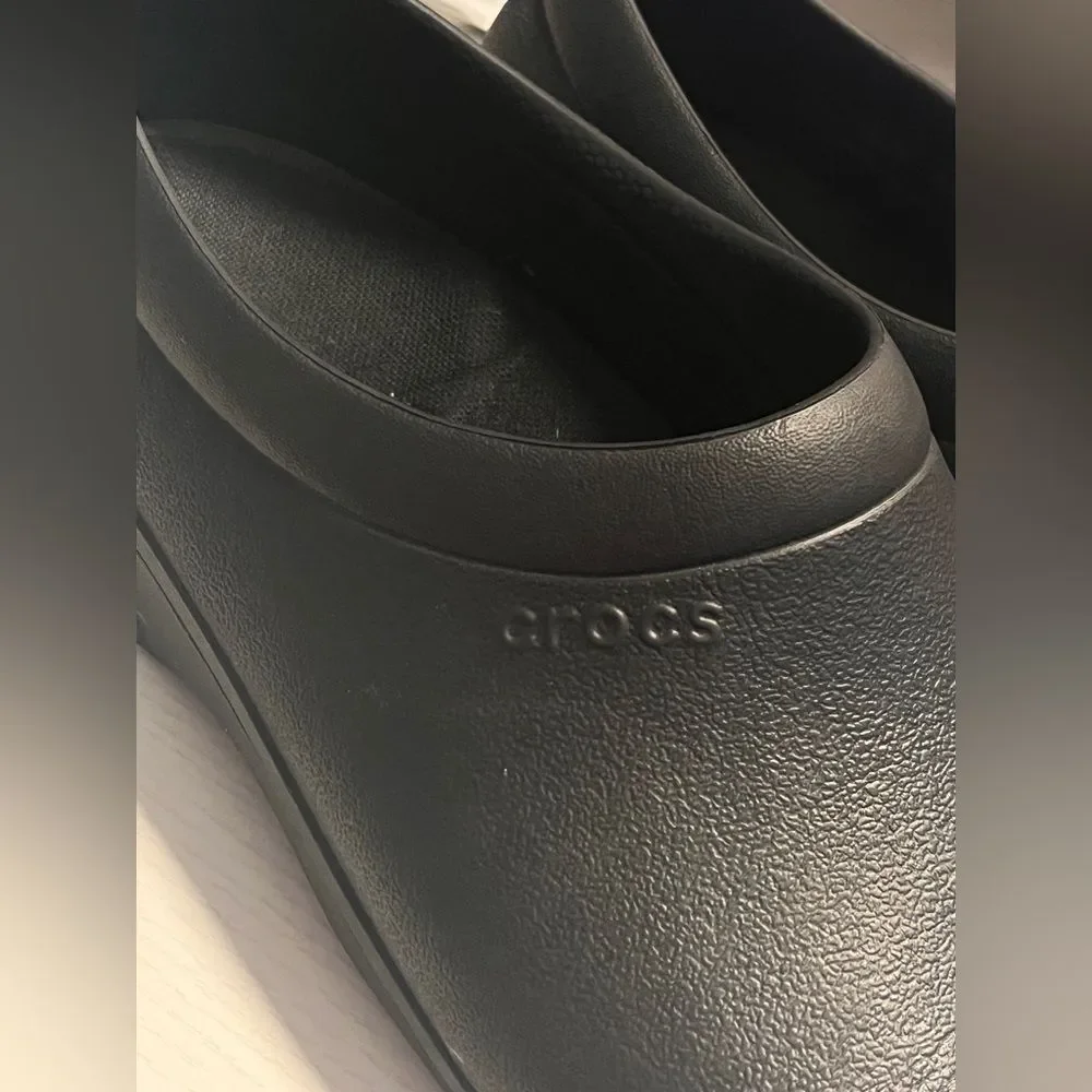 Crocs On The Clock Black